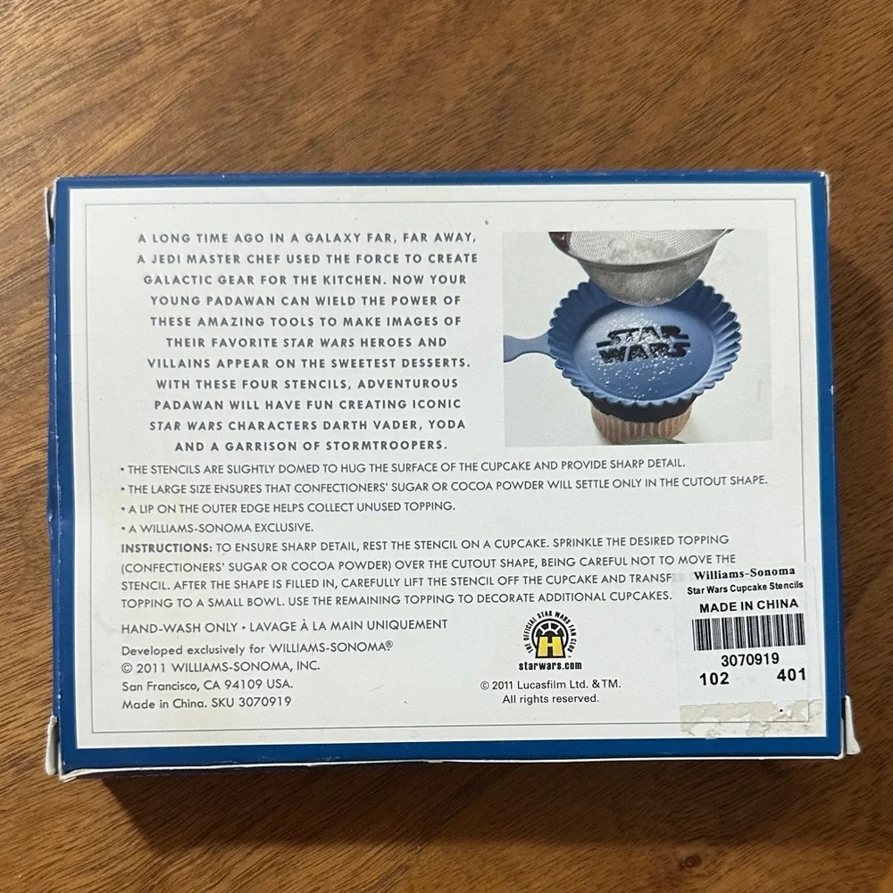 Williams Sonoma Star Wars Cupcake Stencils Set